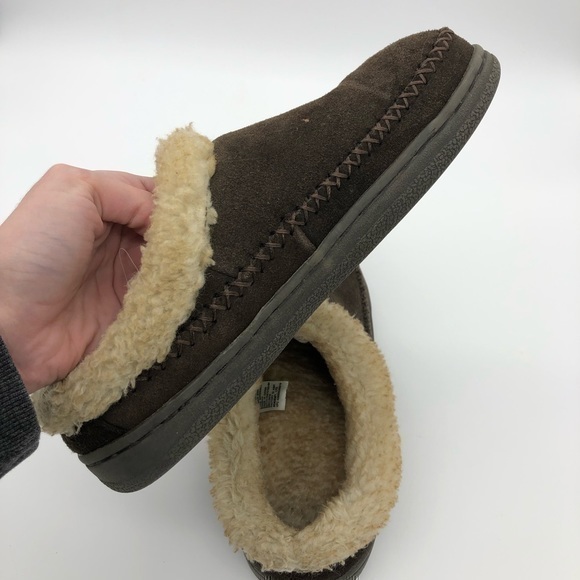 Magellan Men’s Brown Microsuede Faux Fur Lined Insulated Slippers Men’s Size 8 - Picture 10 of 12